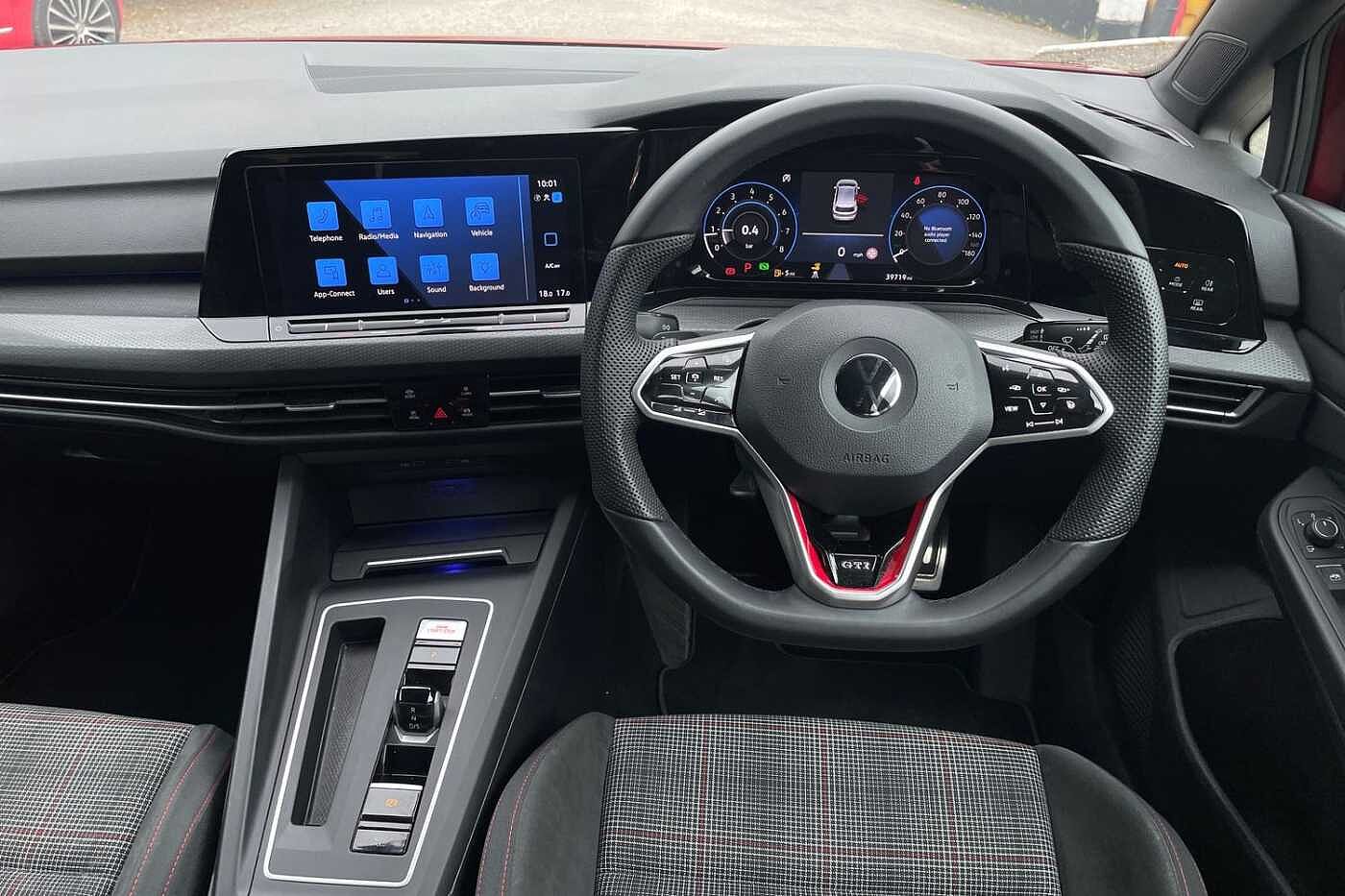 Volkswagen Golf GTI 2.0 TSI 245PS 7-speed DSG 5 Door