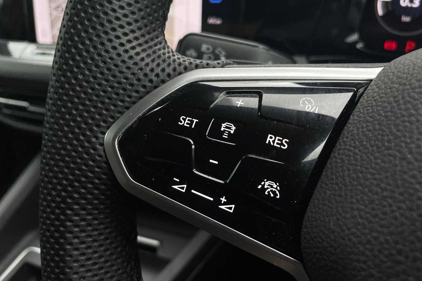 Volkswagen Golf GTI 2.0 TSI 245PS 7-speed DSG 5 Door