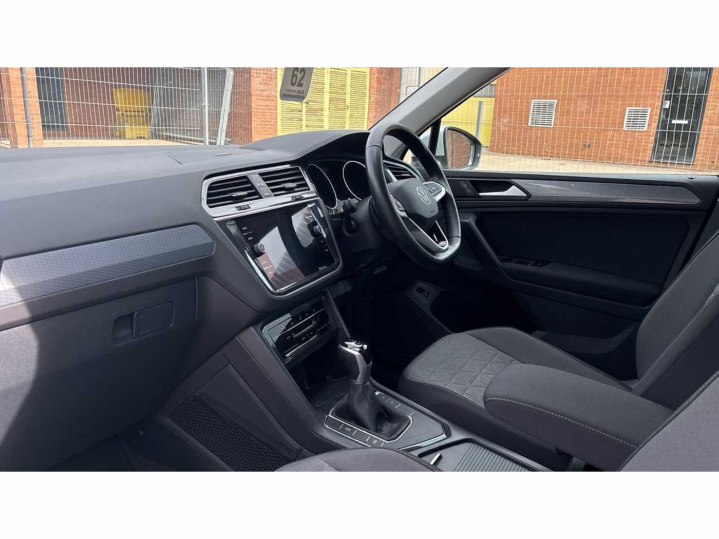 Volkswagen Tiguan Estate 1.5 TSI 150 Life 5dr DSG