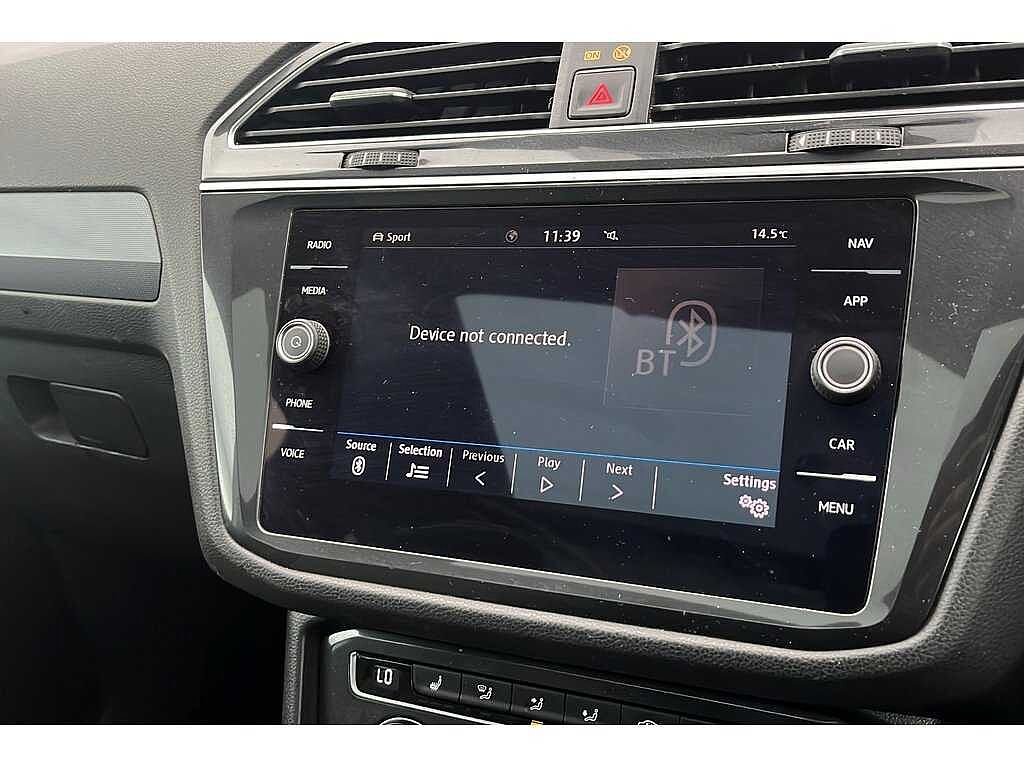 Volkswagen Tiguan SWB R-Line 2.0 TDI 2WD 150PS 6-Speed Manual 5 Door
