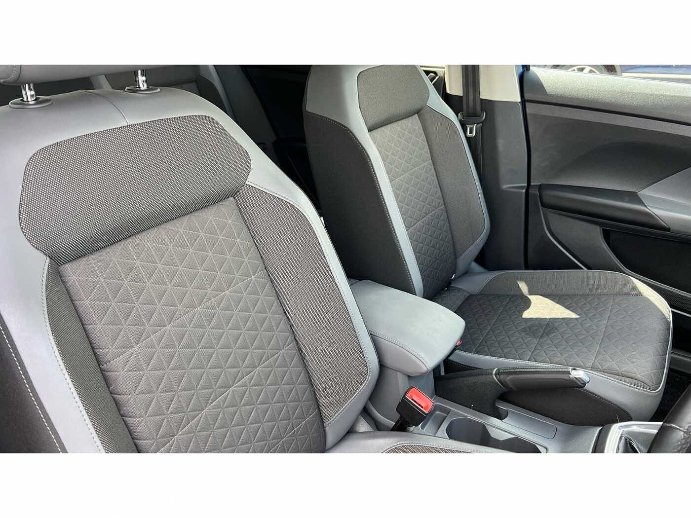 Volkswagen T-Cross 1.0 TSI (110ps) SEL DSG Hatchback