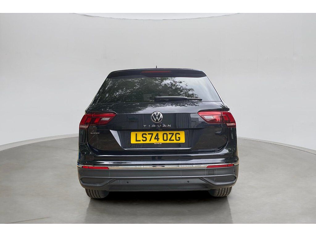 Volkswagen Tiguan Allspace Life 1.5 TSI 150PS 7-Speed DSG 5 Door