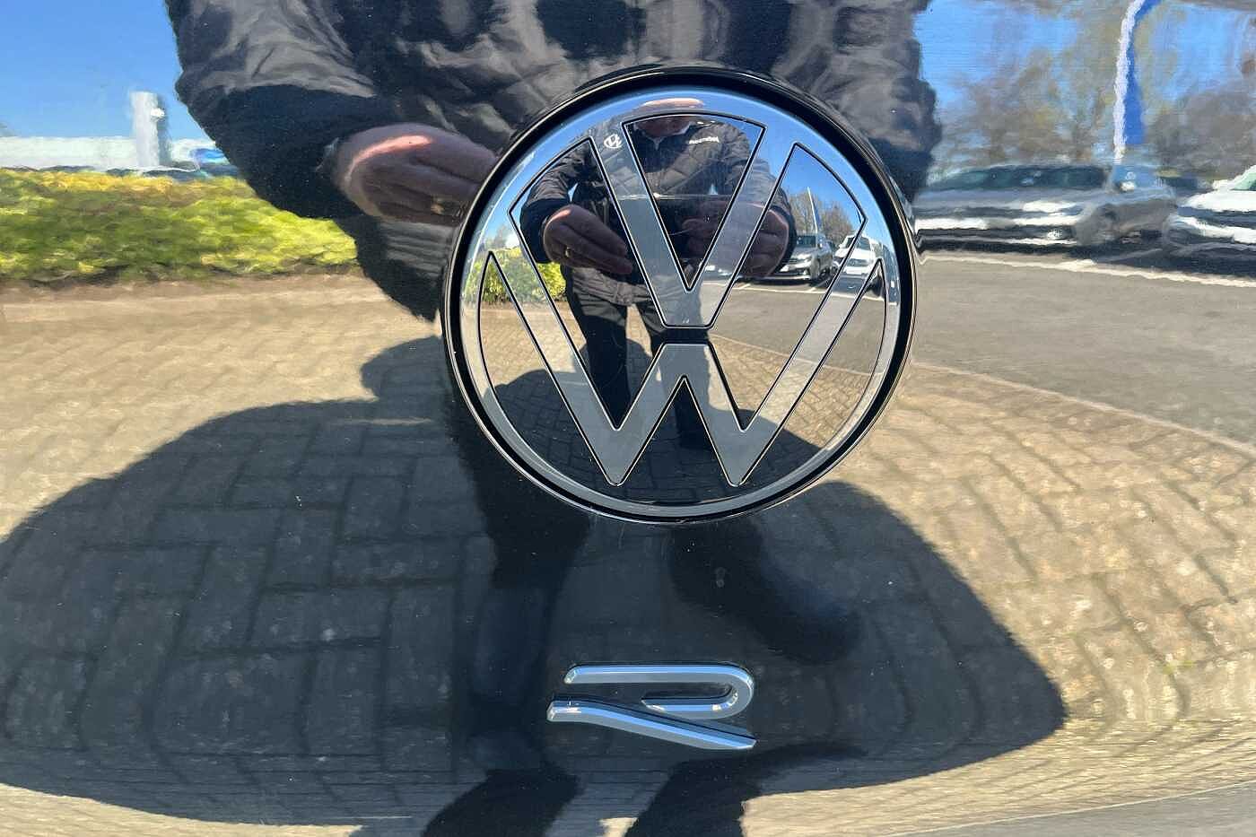 Volkswagen Golf 2.0 TSI 333 R Black Edition 4Motion 5dr DSG