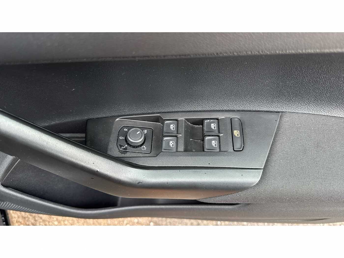 Volkswagen Polo MK6 Facelift (2021) 1.0 TSI 95PS Life