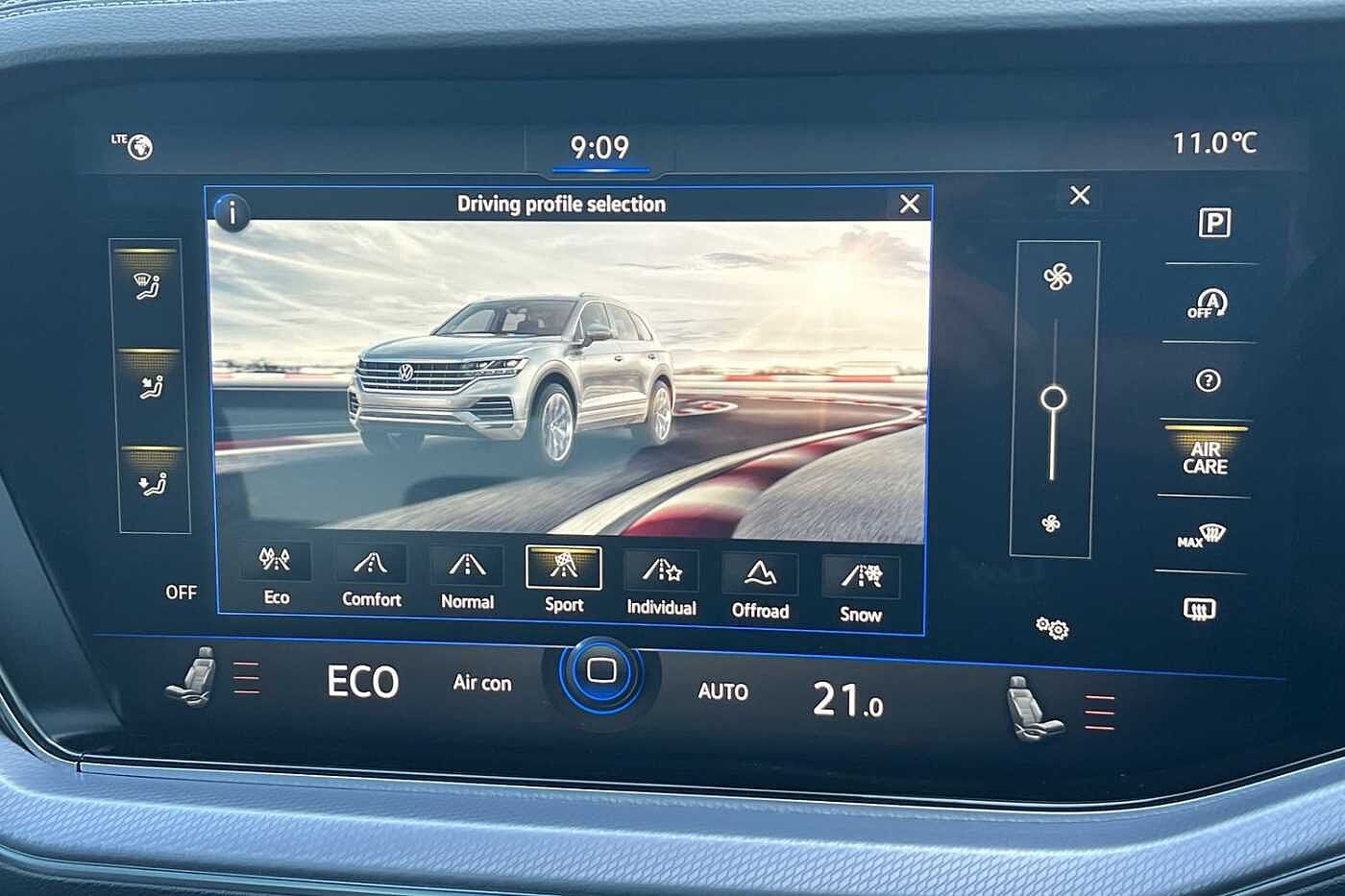 Volkswagen Touareg 3.0TDI (286ps) Black Edition 4Motion 5dr ** Air Suspension **