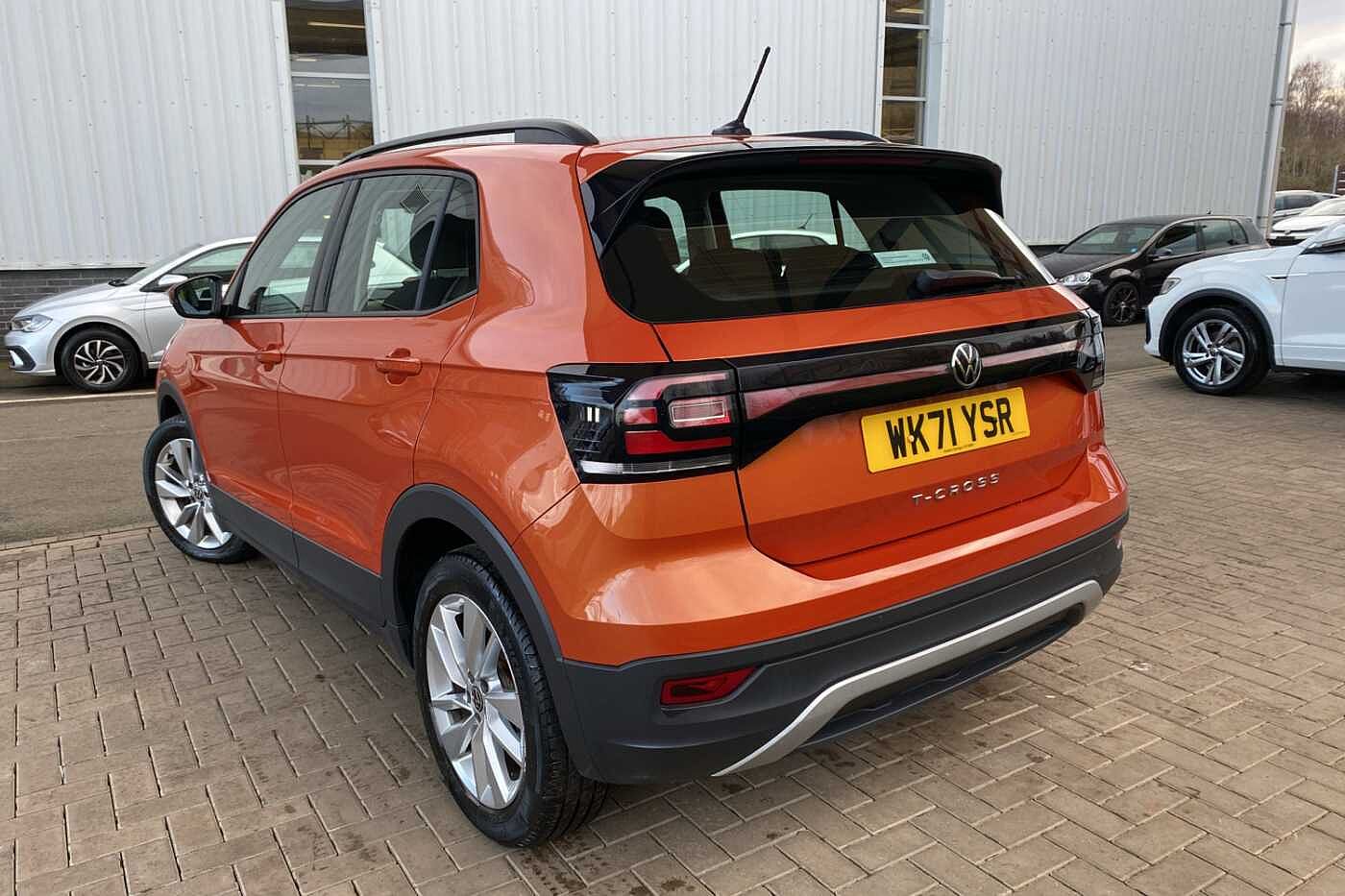 Volkswagen T-Cross 1.0 TSI (110ps) SE DSG Hatchback