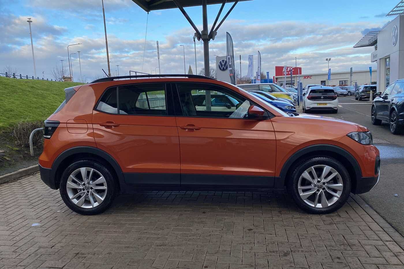 Volkswagen T-Cross 1.0 TSI (110ps) SE DSG Hatchback