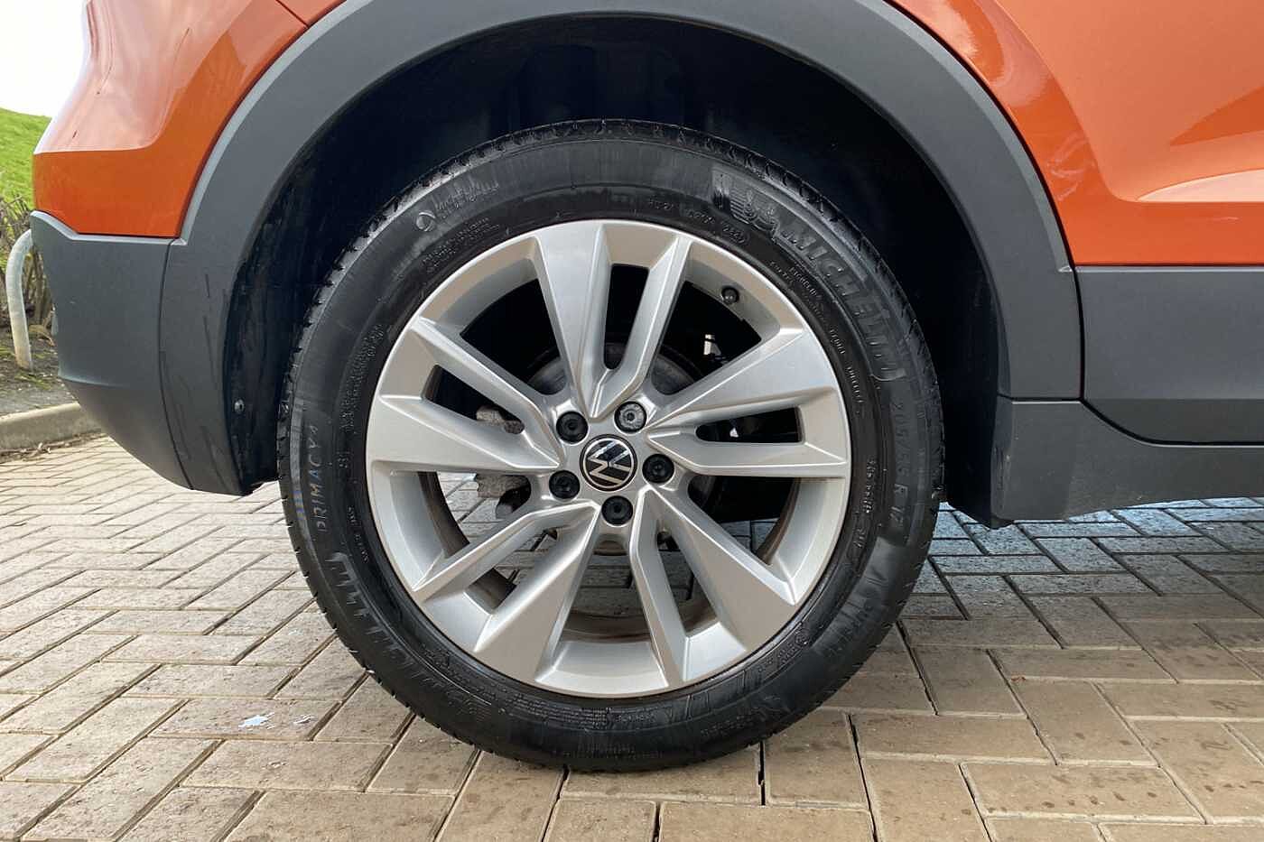Volkswagen T-Cross 1.0 TSI (110ps) SE DSG Hatchback