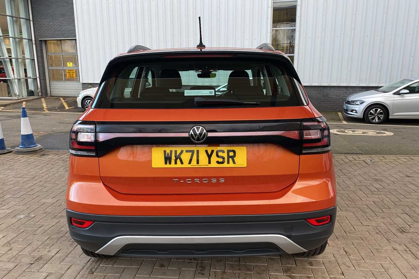 Volkswagen T-Cross 1.0 TSI (110ps) SE DSG Hatchback