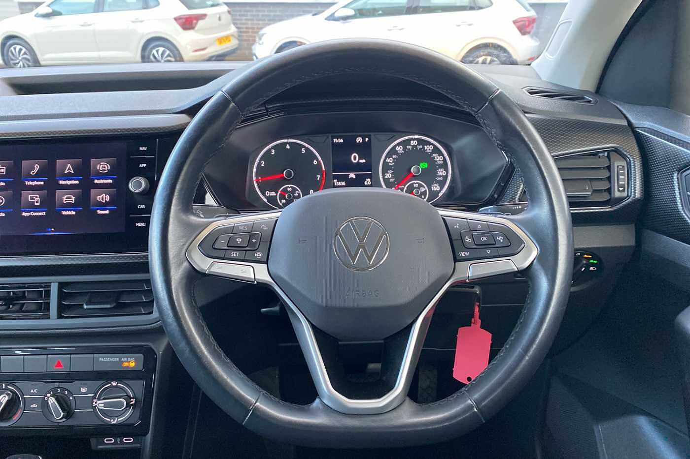 Volkswagen T-Cross 1.0 TSI (110ps) SE DSG Hatchback