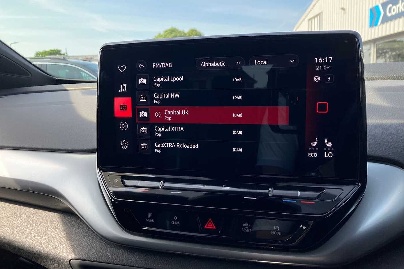 Volkswagen ID.4 Family 77kWh Pro Performance 204PS Auto 5 Dr
