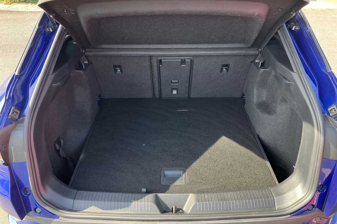 Volkswagen ID.4 Family 77kWh Pro Performance 204PS Auto 5 Dr