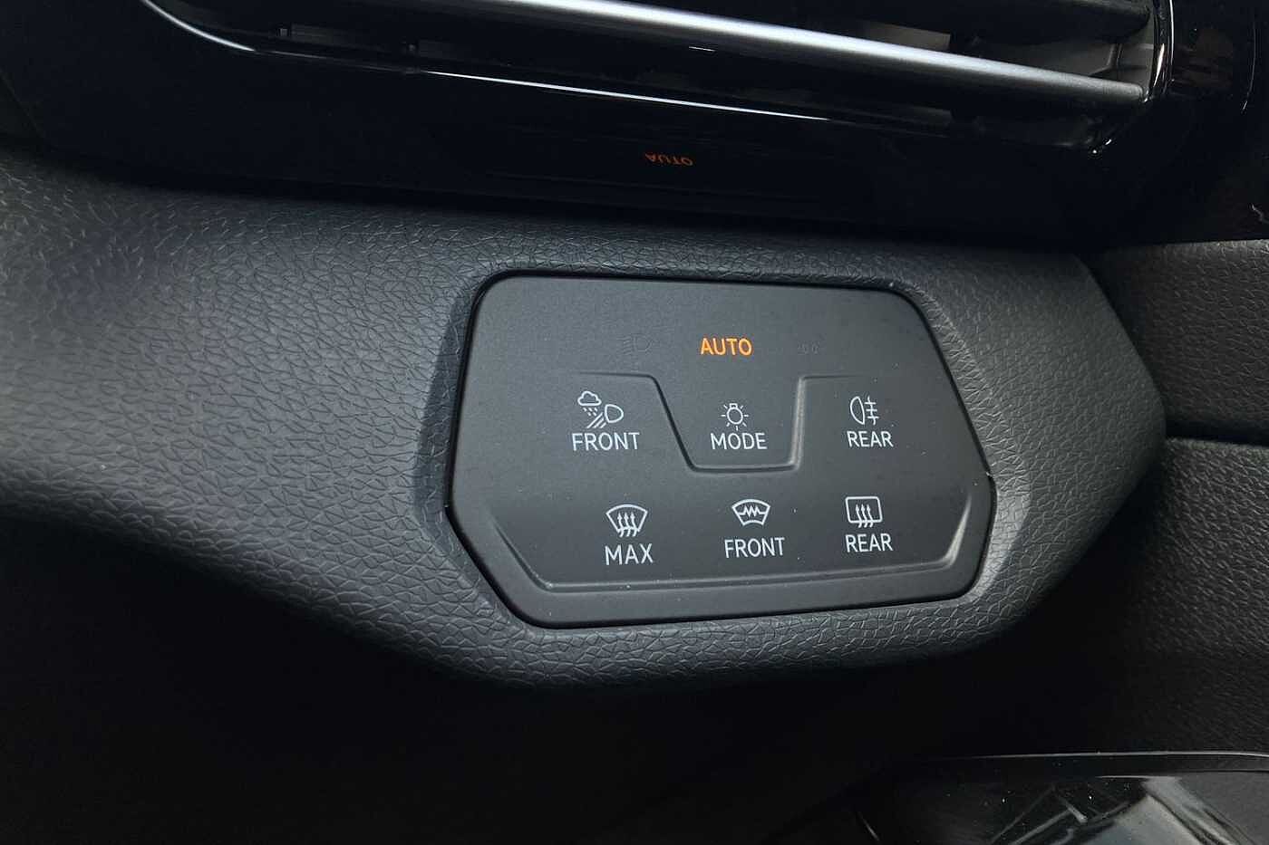 Volkswagen ID.4 Family 77kWh Pro Performance 204PS Auto 5 Dr