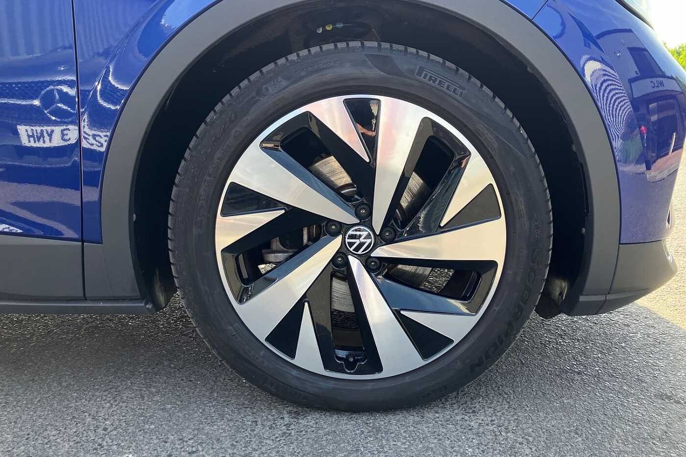 Volkswagen ID.4 Family 77kWh Pro Performance 204PS Auto 5 Dr