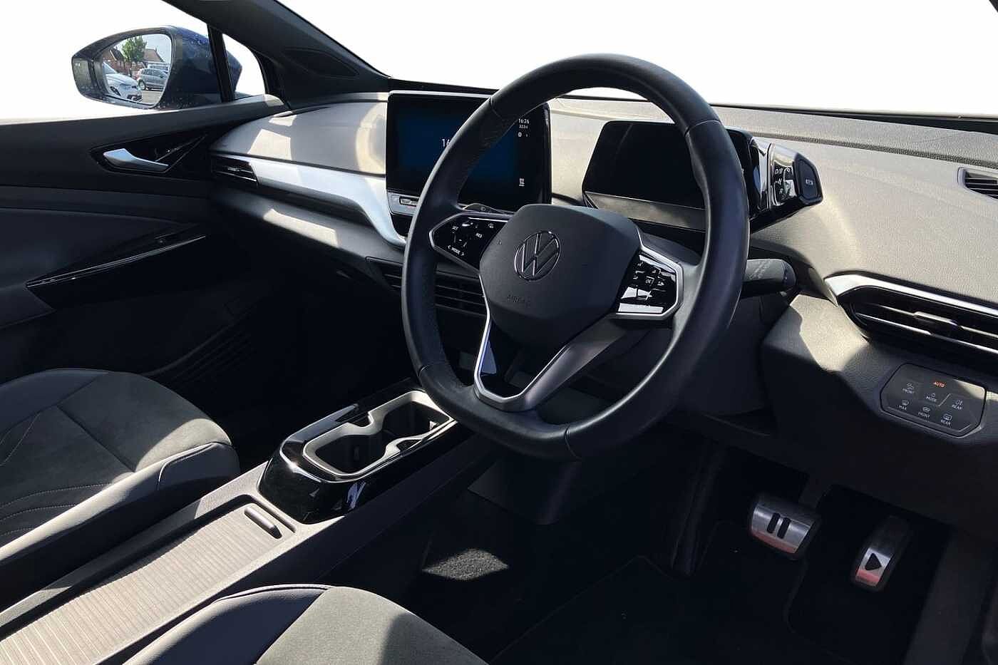 Volkswagen ID.4 Family 77kWh Pro Performance 204PS Auto 5 Dr