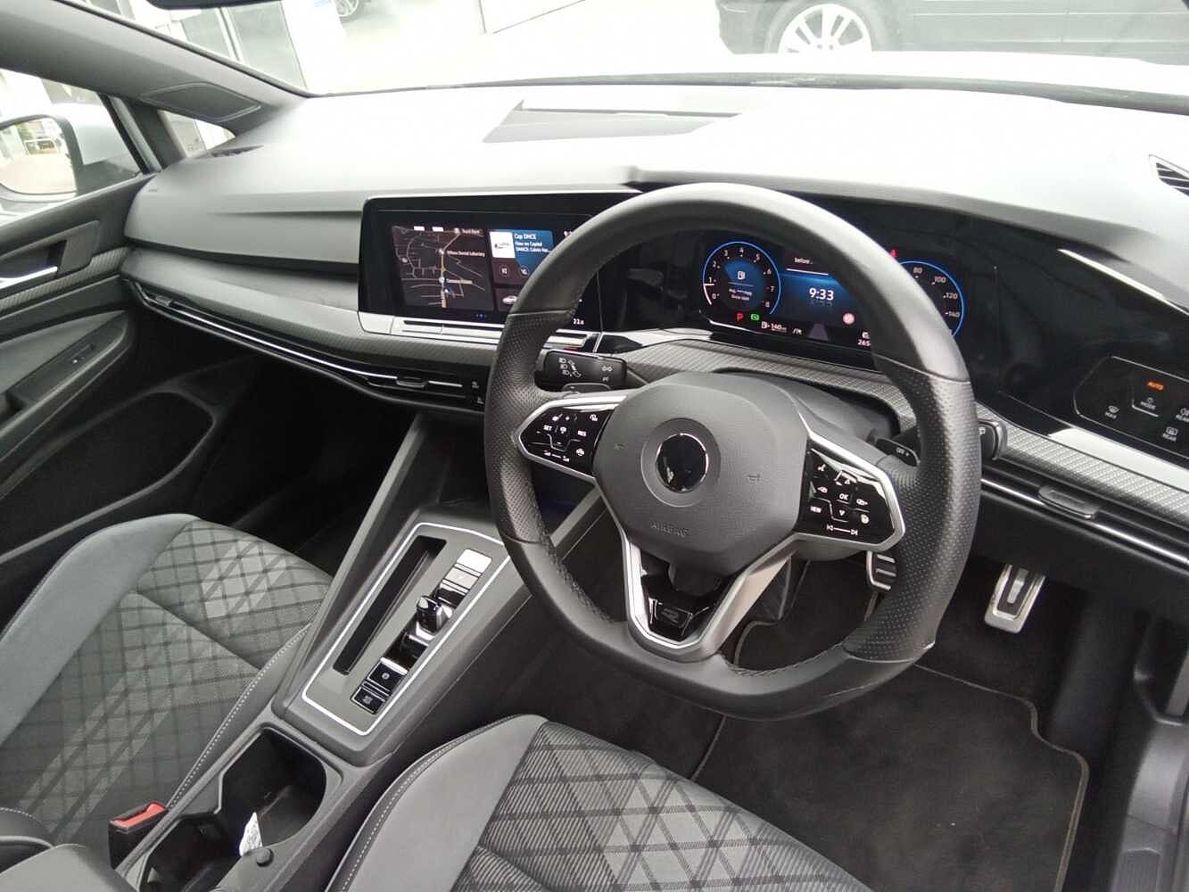 Volkswagen Golf MK8 1.5 eTSI R-Line EVO (150ps) DSG Estate ' 18' ALLOYS.