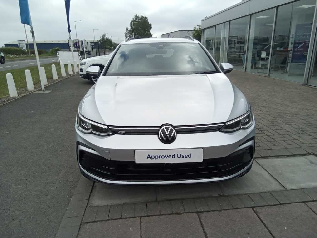 Volkswagen Golf MK8 1.5 eTSI R-Line EVO (150ps) DSG Estate ' 18' ALLOYS.