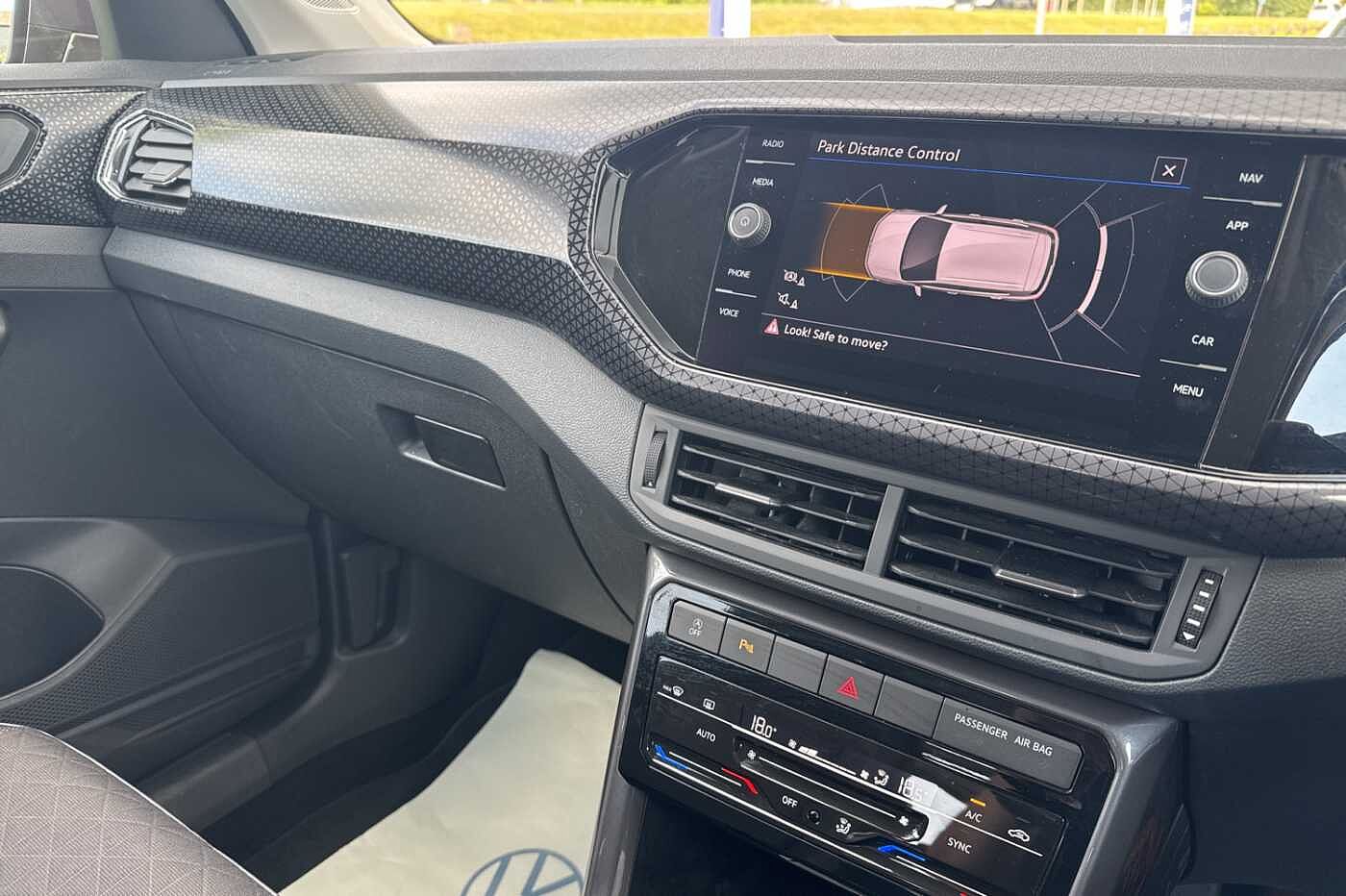 Volkswagen T-Cross 1.0 TSI (110ps) SEL Hatchback