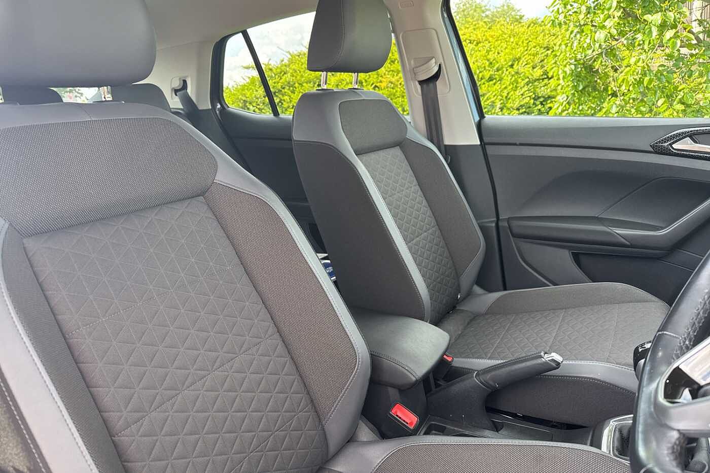 Volkswagen T-Cross 1.0 TSI (110ps) SEL Hatchback