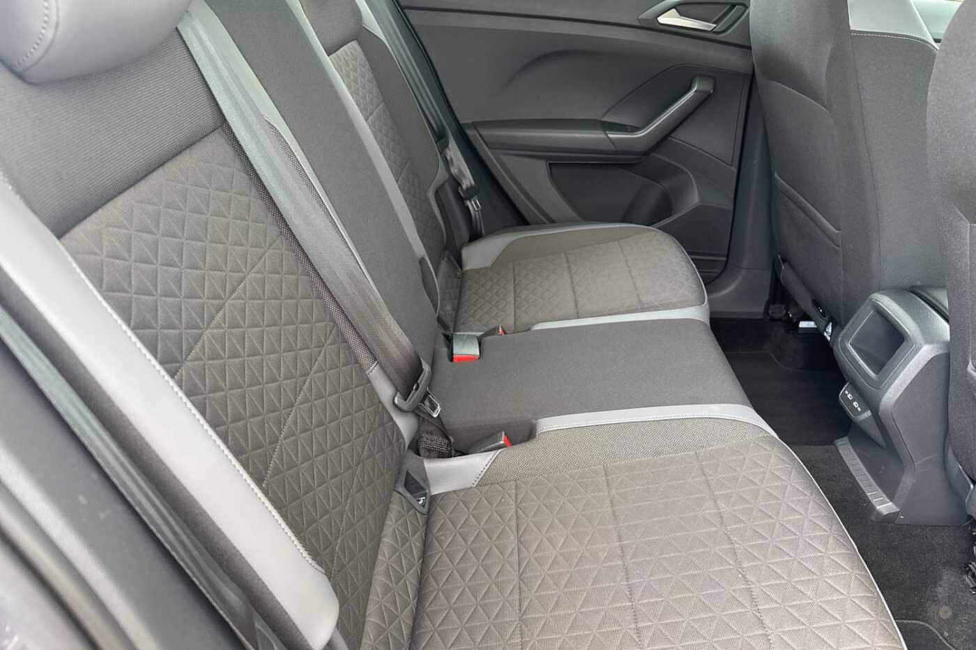 Volkswagen T-Cross 1.0 TSI (110ps) SEL Hatchback