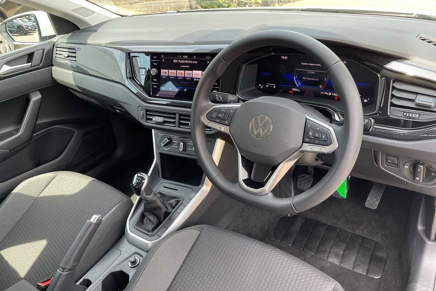 Volkswagen Polo 1.0 Life 5dr