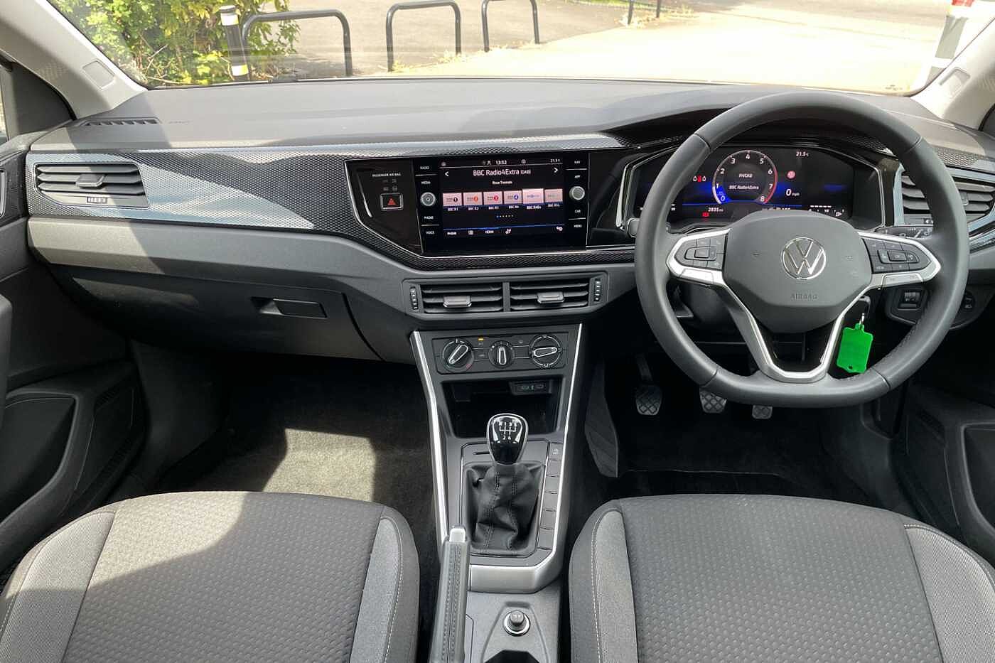 Volkswagen Polo 1.0 Life 5dr
