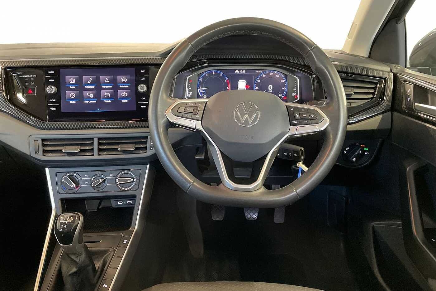 Volkswagen Polo 1.0 Life 5dr
