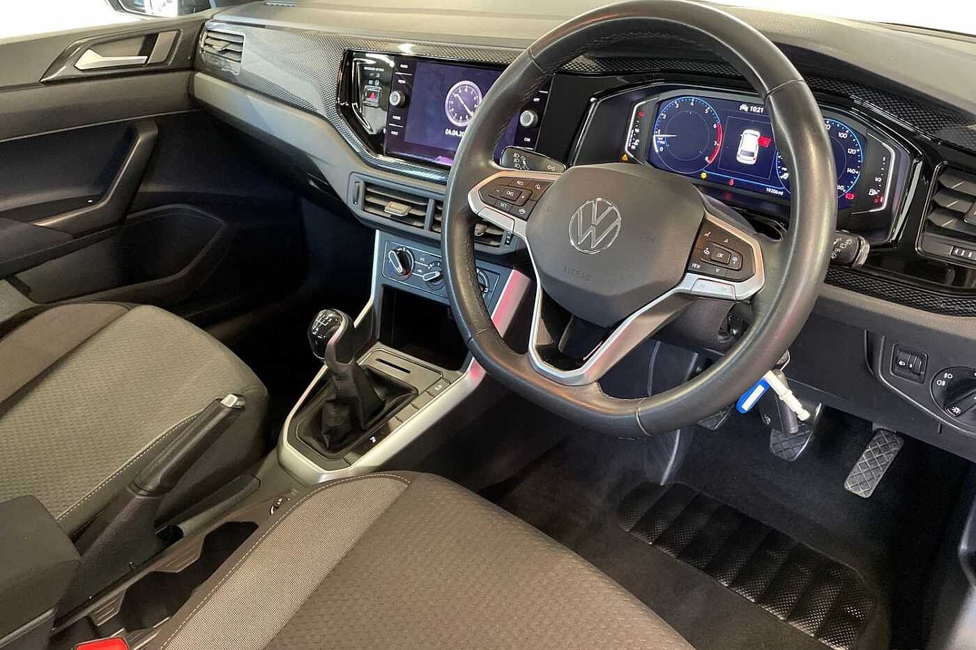 Volkswagen Polo 1.0 Life 5dr