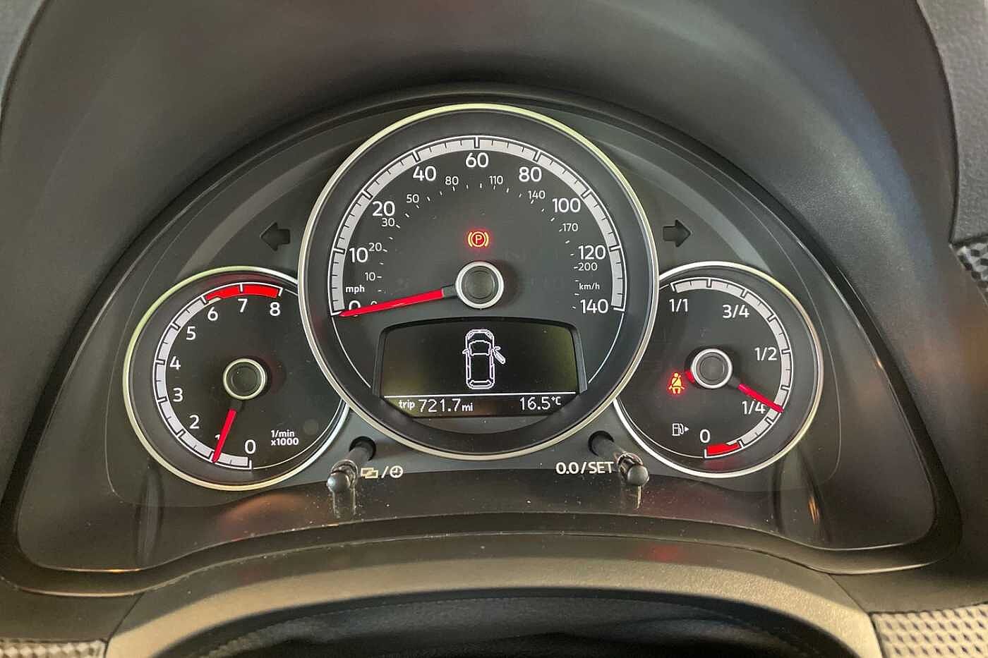 Volkswagen up! up!