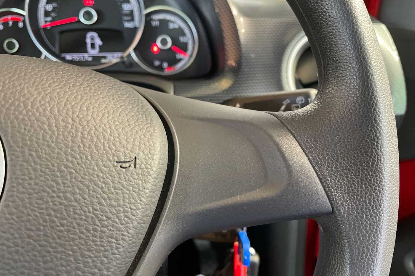 Volkswagen up! up!