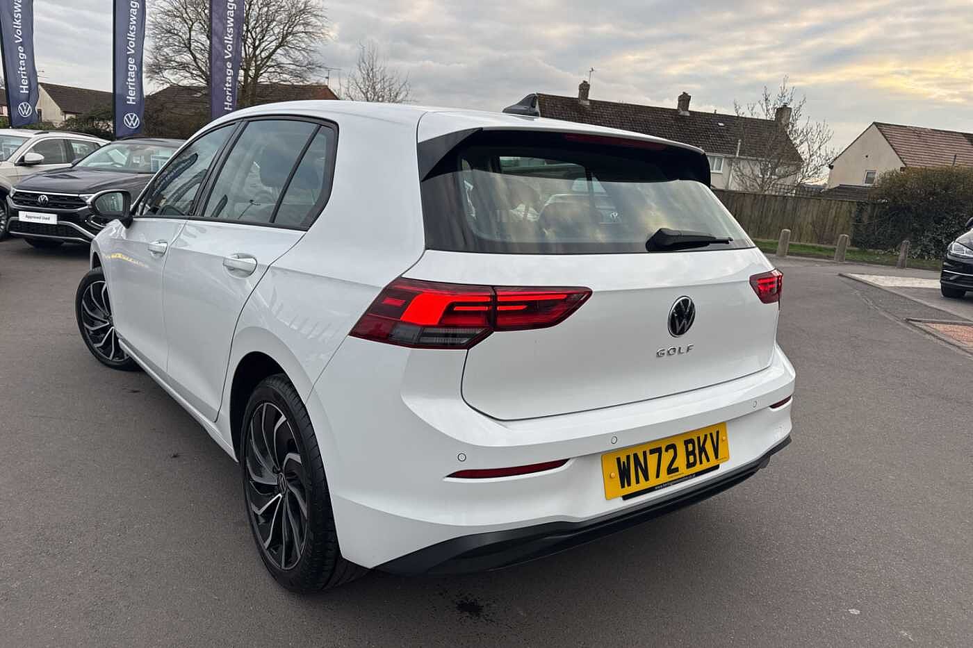Volkswagen Golf MK8 Hatchback 5-Dr 1.0 TSI (110ps) Life
