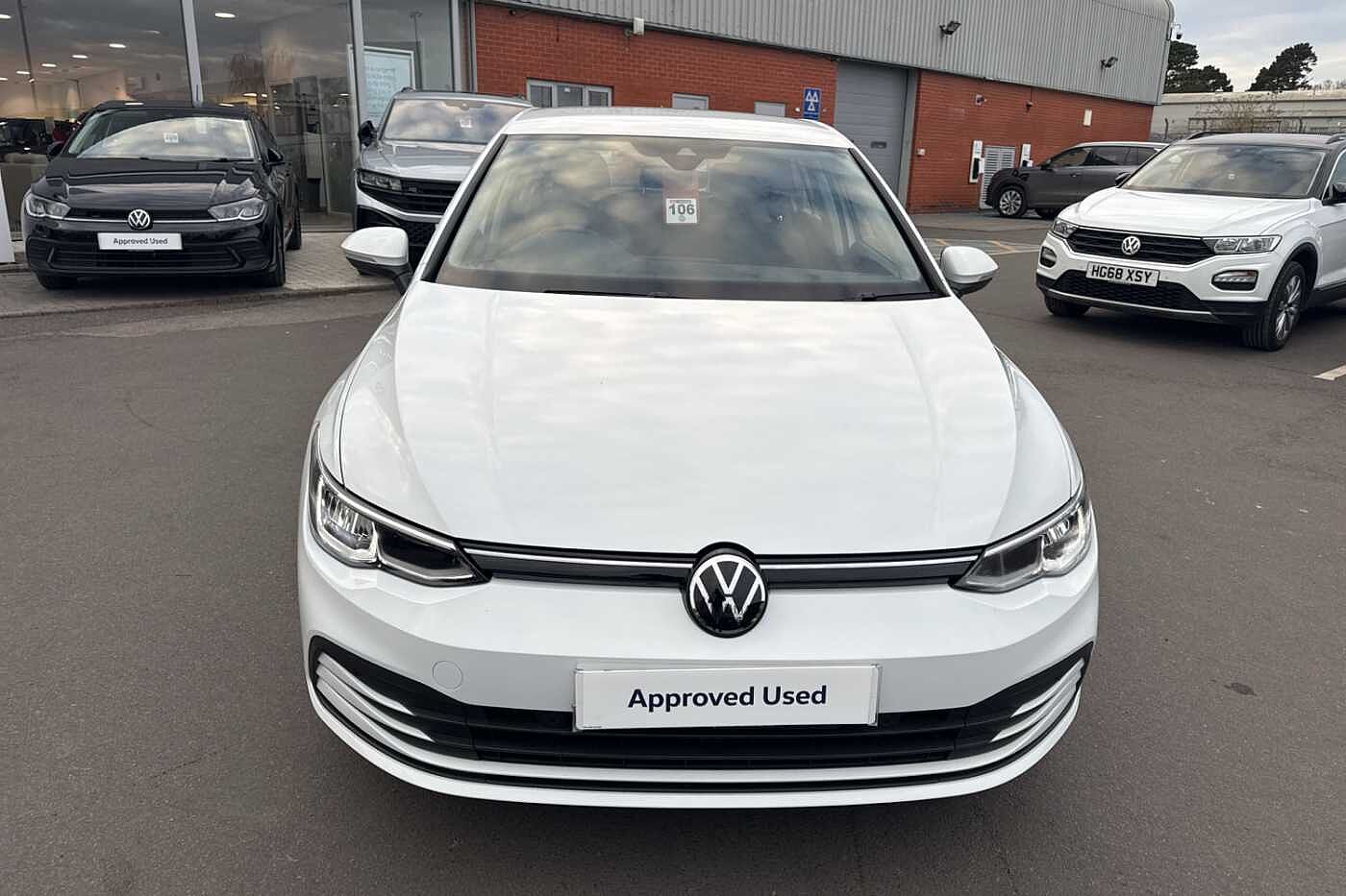 Volkswagen Golf MK8 Hatchback 5-Dr 1.0 TSI (110ps) Life