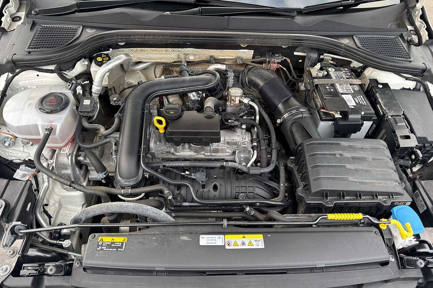 Volkswagen Golf MK8 Hatchback 5-Dr 1.0 TSI (110ps) Life