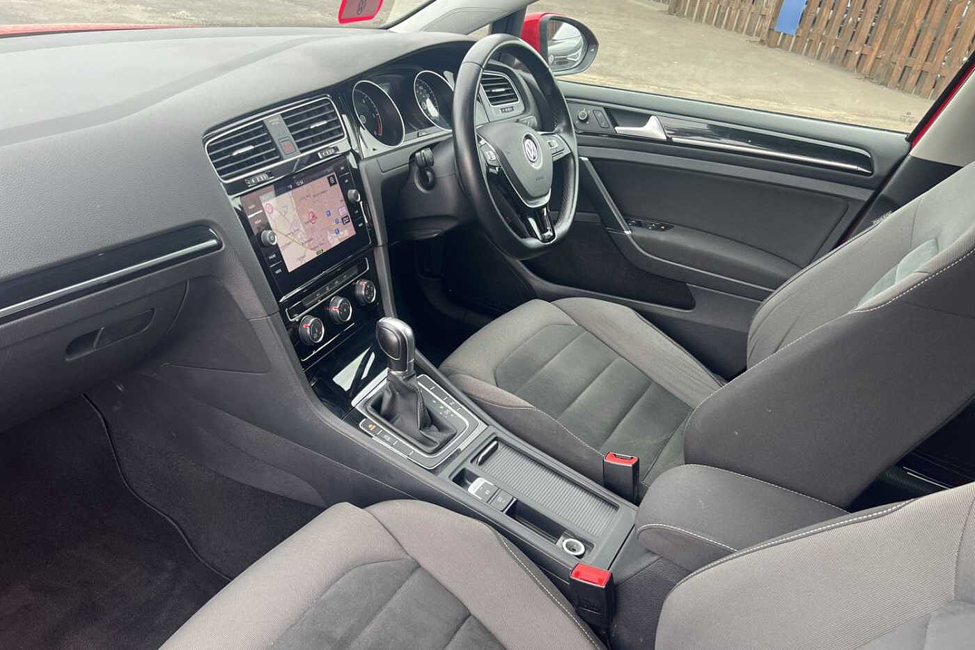 Volkswagen Golf MK7 Facelift 1.6 TDI GT 115PS DSG 5D