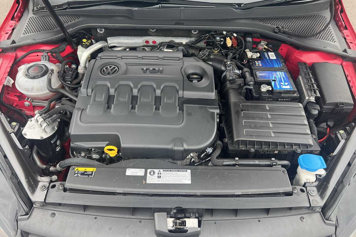 Volkswagen Golf MK7 Facelift 1.6 TDI GT 115PS DSG 5D