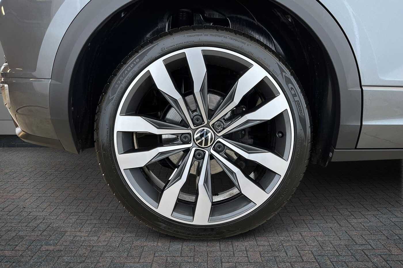 Volkswagen T-Roc 2.0 TSI R-Line SUV 5dr Petrol DSG 4Motion Euro 6 (s/s) (190 ps)