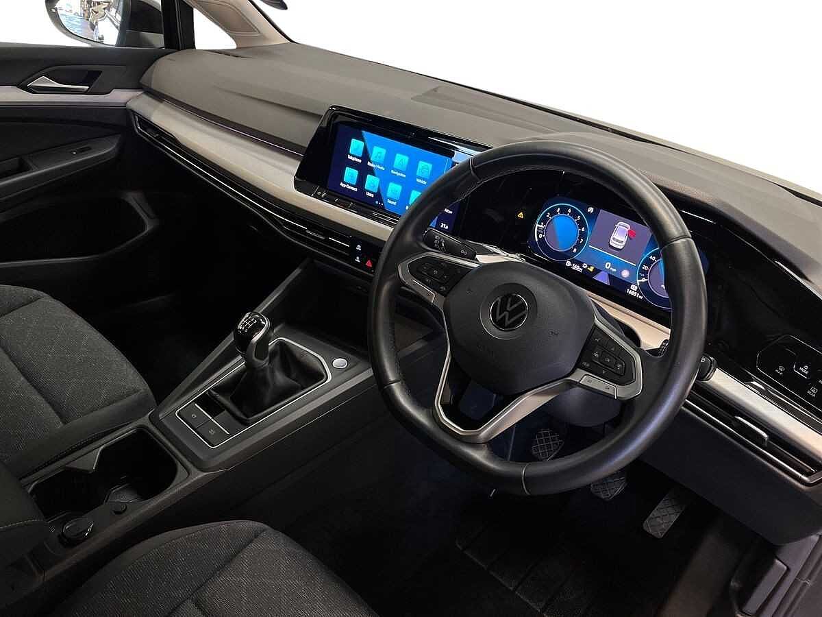 Volkswagen Golf 1.5 TSI Life 5Dr