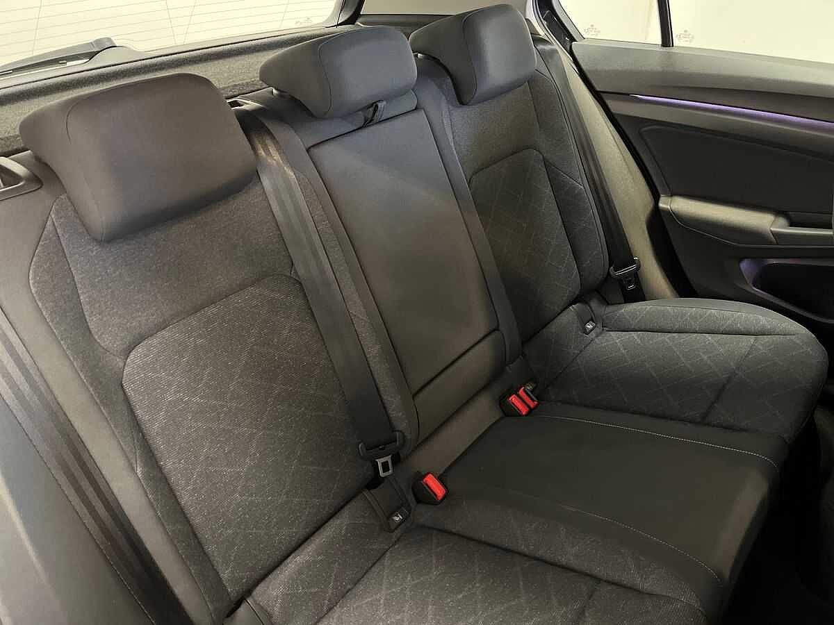 Volkswagen Golf 1.5 TSI Life 5Dr