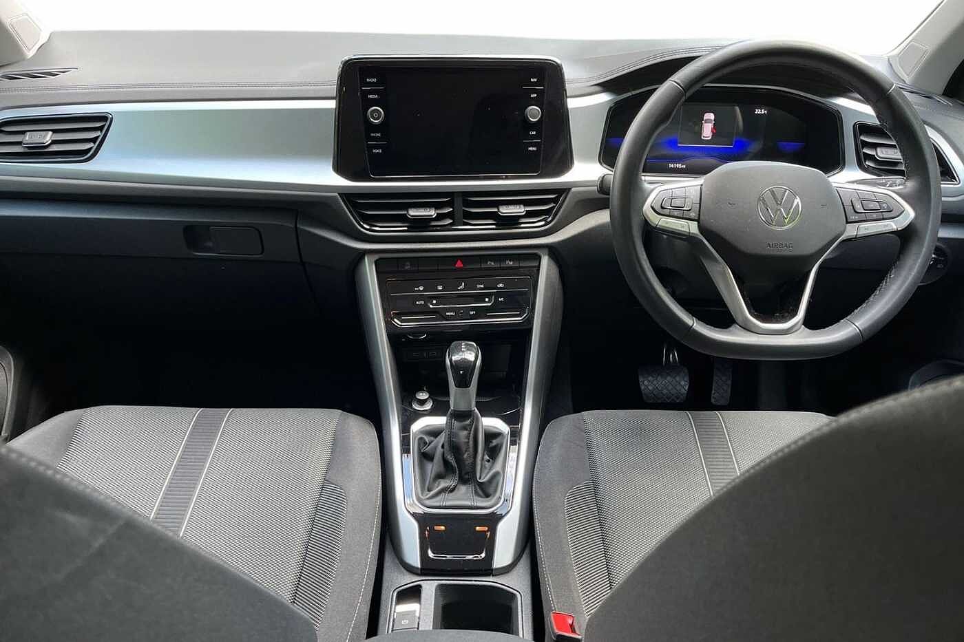 Volkswagen T-Roc 1.5 TSI Life SUV 5dr Petrol DSG Euro 6 (s/s) (150 ps) Rear camera & 18 Alloys!'
