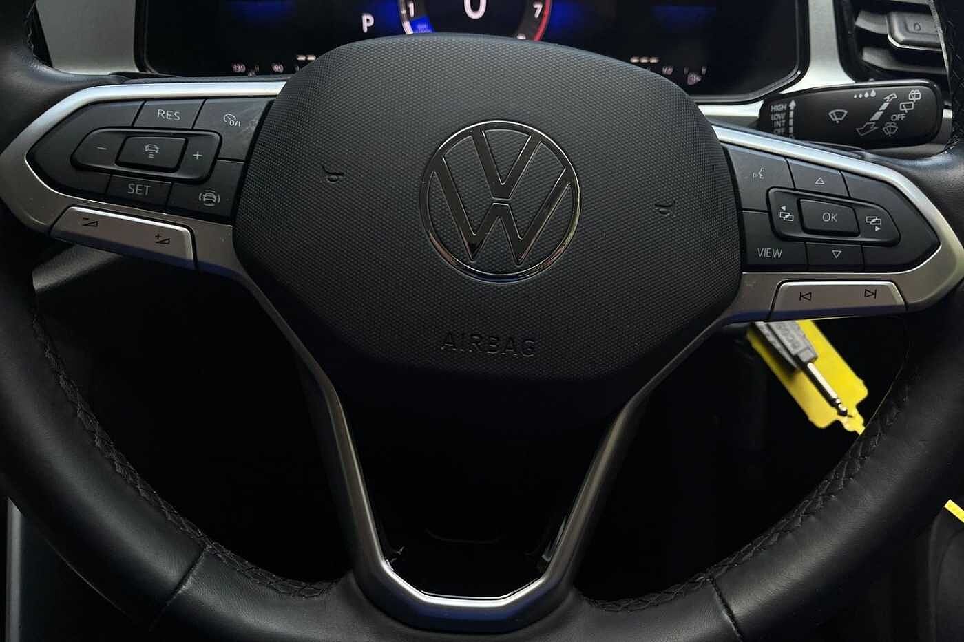 Volkswagen T-Roc 1.5 TSI Life SUV 5dr Petrol DSG Euro 6 (s/s) (150 ps) Rear camera & 18 Alloys!'