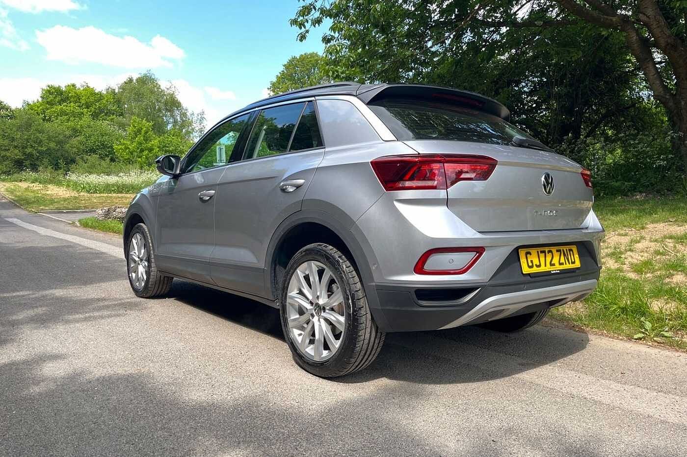 Volkswagen T-Roc 1.5 TSI Life SUV 5dr Petrol DSG Euro 6 (s/s) (150 ps) Rear camera & 18 Alloys!'