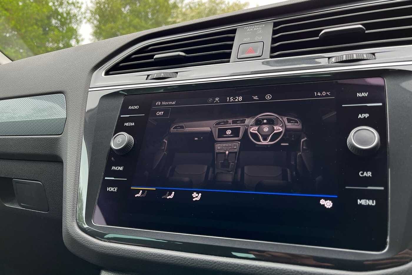 Volkswagen Tiguan 1.5 TSI Active SUV 5dr Petrol DSG Euro 6 (s/s) (150 ps) Rear camera!