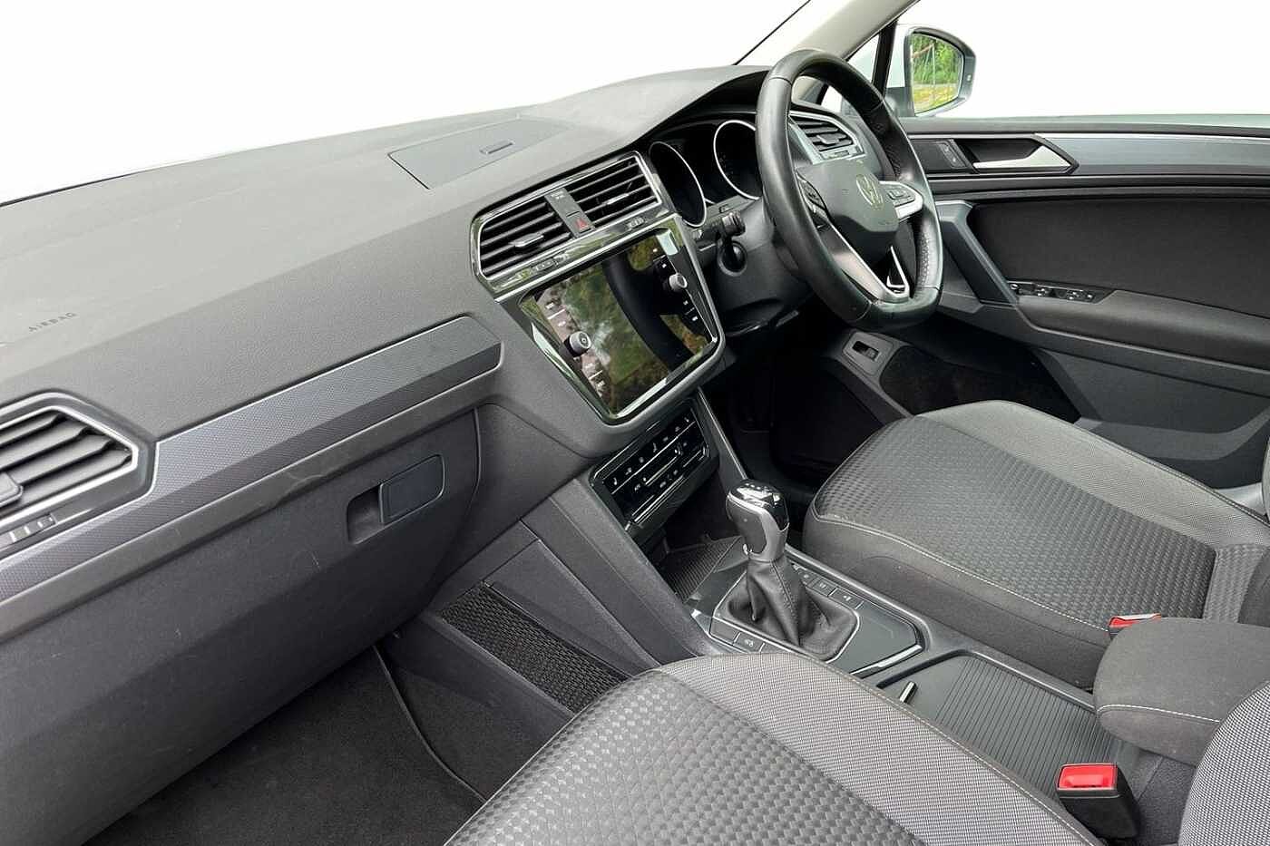 Volkswagen Tiguan 1.5 TSI Active SUV 5dr Petrol DSG Euro 6 (s/s) (150 ps) Rear camera!