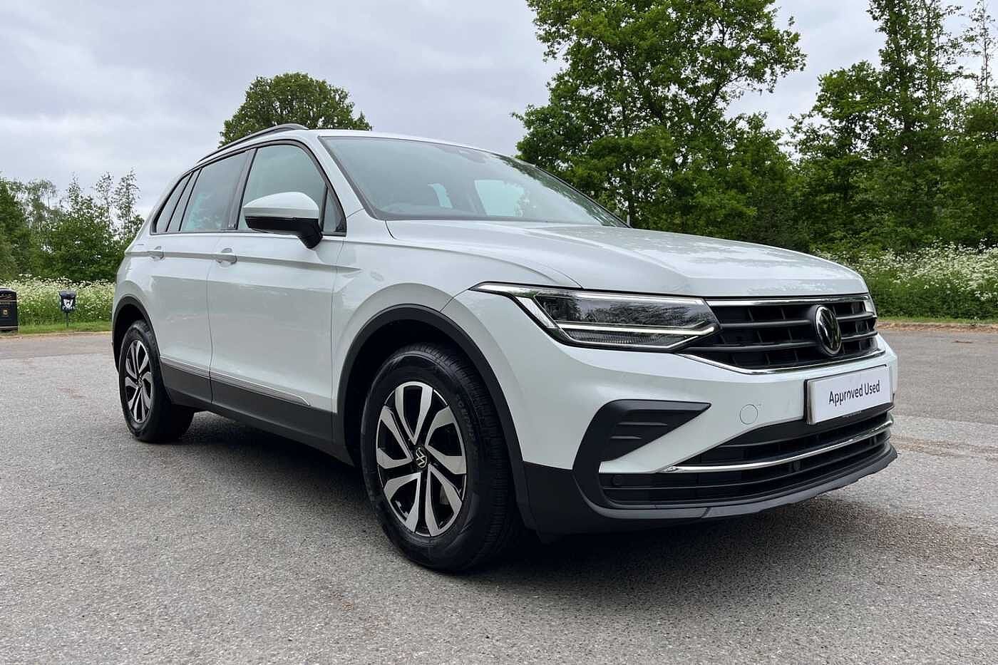 Volkswagen Tiguan 1.5 TSI Active SUV 5dr Petrol DSG Euro 6 (s/s) (150 ps) Rear camera!