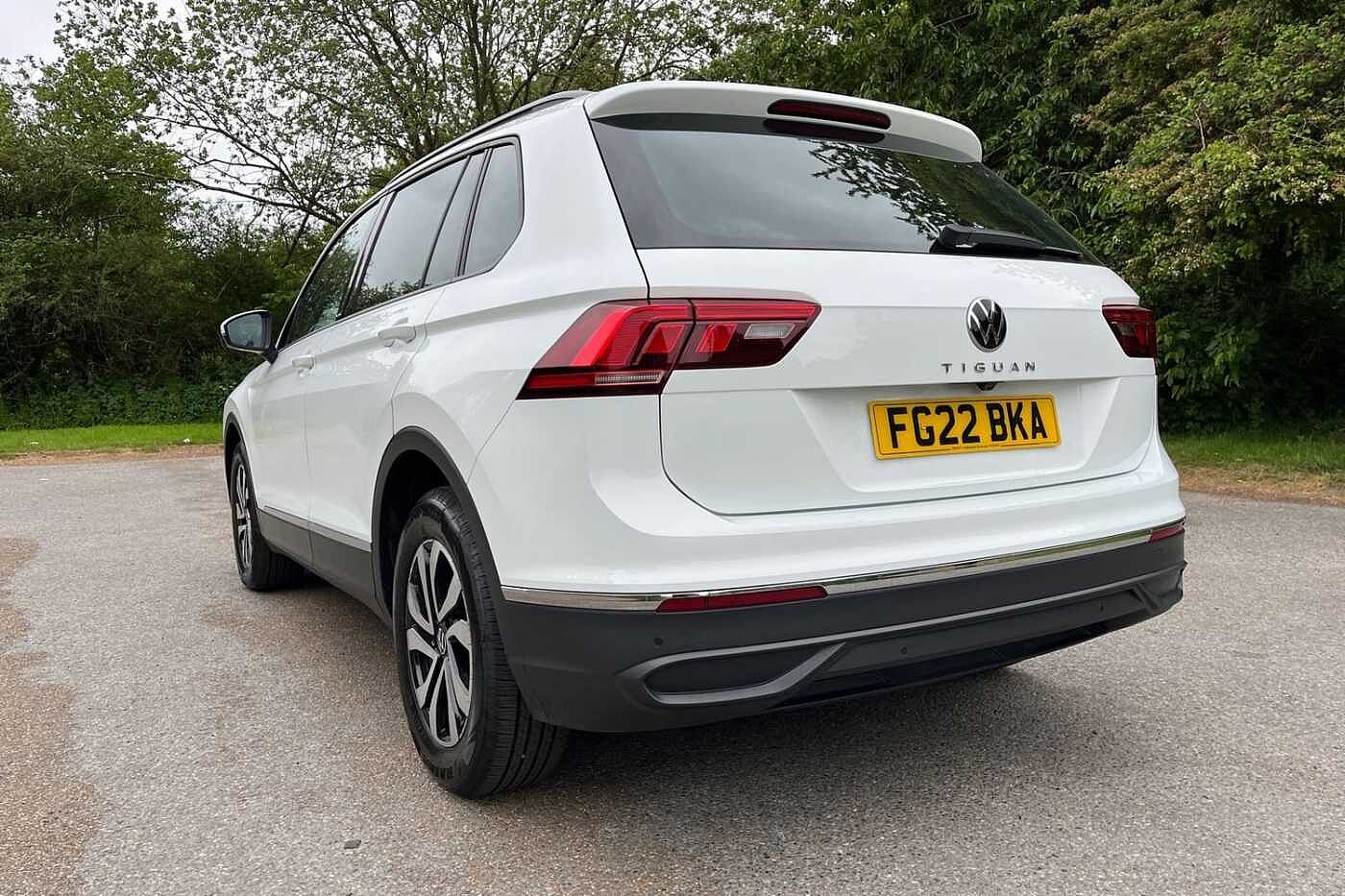 Volkswagen Tiguan 1.5 TSI Active SUV 5dr Petrol DSG Euro 6 (s/s) (150 ps) Rear camera!
