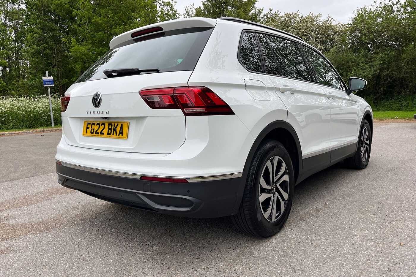 Volkswagen Tiguan 1.5 TSI Active SUV 5dr Petrol DSG Euro 6 (s/s) (150 ps) Rear camera!