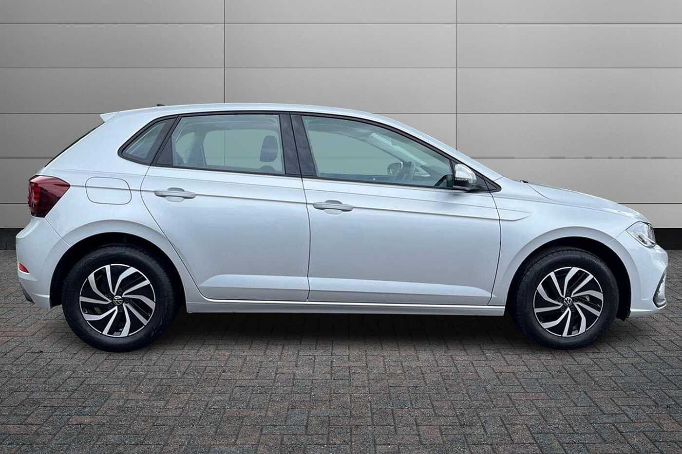 Volkswagen Polo 1.0 TSI Life Hatchback 5dr Petrol DSG Euro 6 (s/s) (95 ps) Ex demo, Low Mileage!