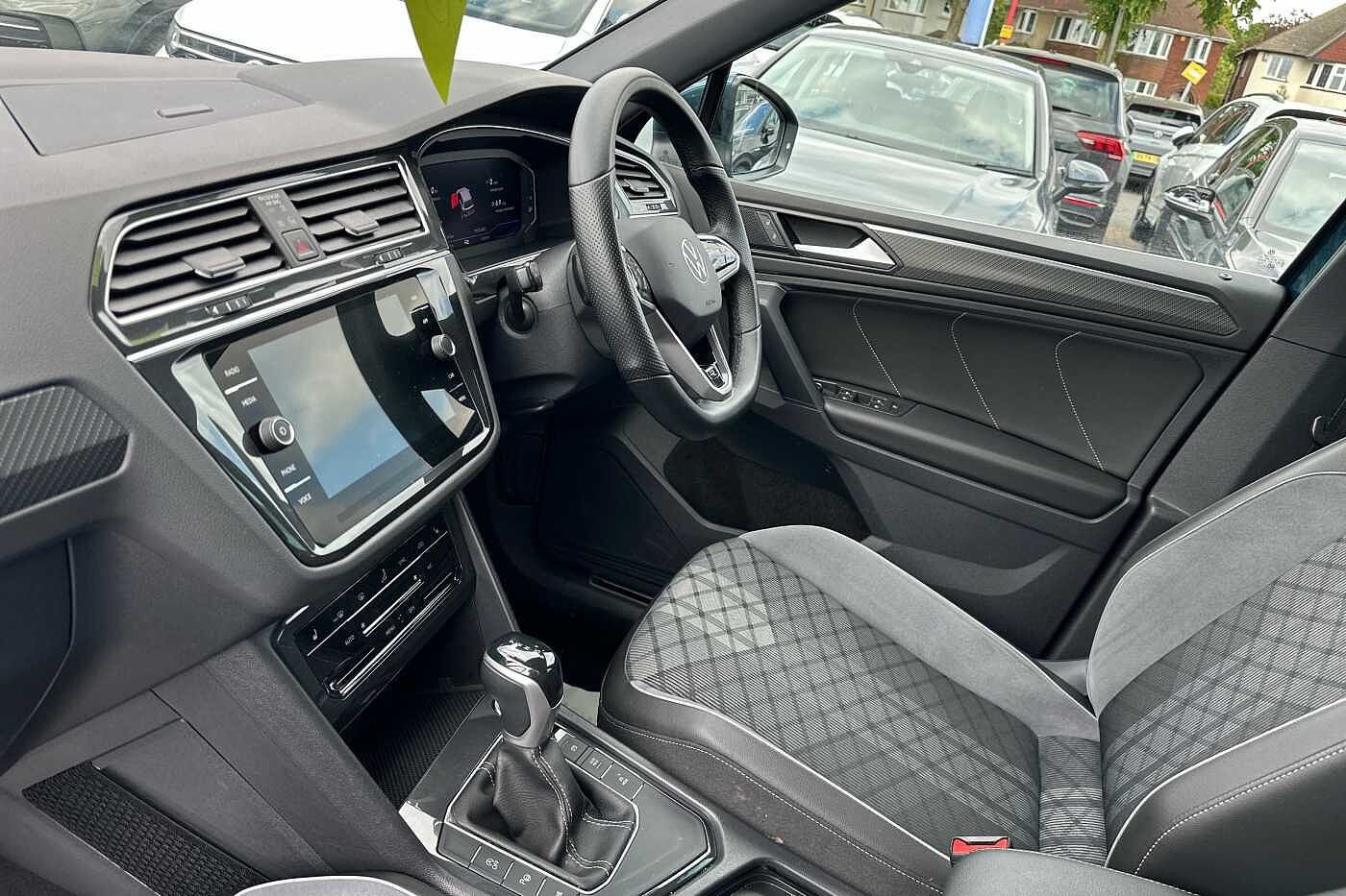 Volkswagen Tiguan 1.5 TSI (150ps) R-Line EVO DSG