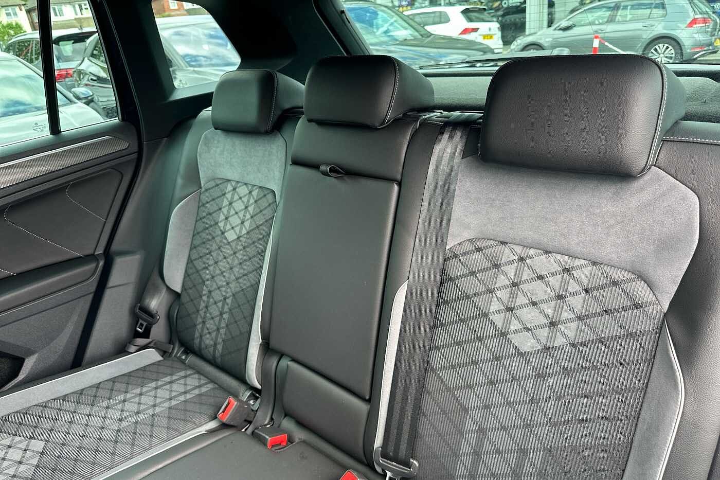 Volkswagen Tiguan 1.5 TSI (150ps) R-Line EVO DSG