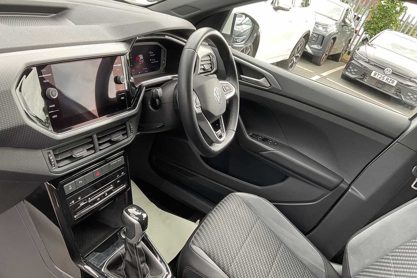 Volkswagen T-Cross 1.0 TSI (110ps) R-Line DSG Hatchback